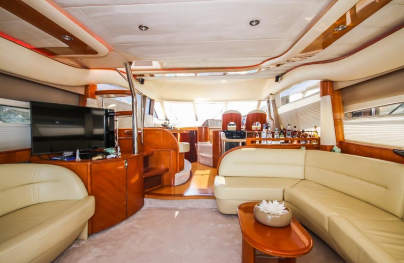 Princess 61 | Dela Mare