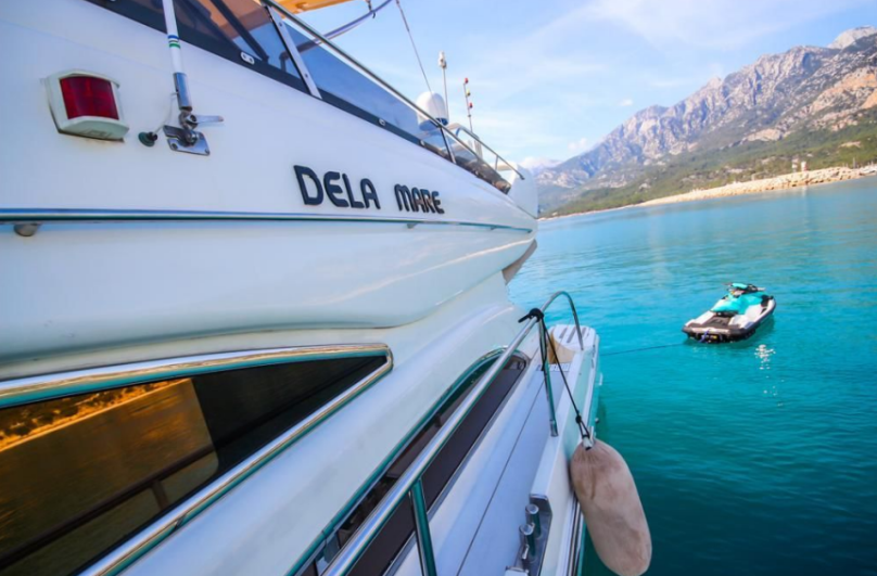 Princess 61 | Dela Mare