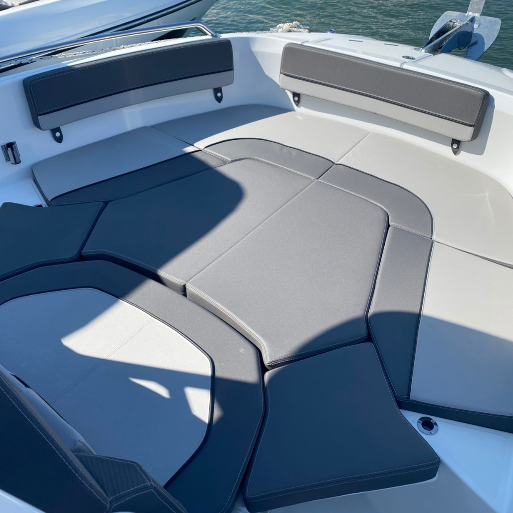 Jeanneau Cap Camarat 7.5 CC | Islamorada