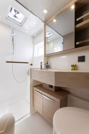 Lagoon 46 | Big Blue