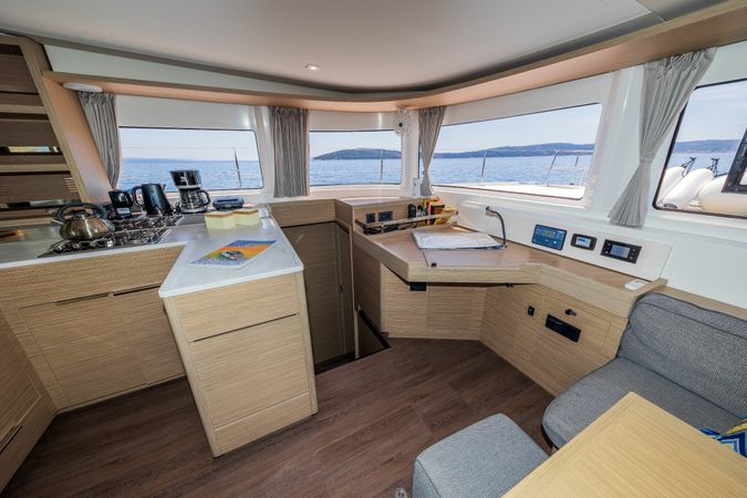 Lagoon 46 | Big Blue