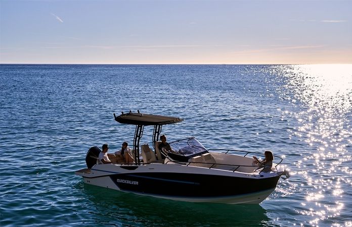 Quicksilver 805 | Open 23