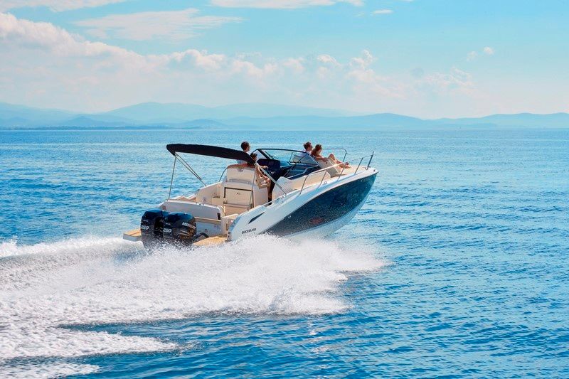 Quicksilver 875 | Sundeck 22