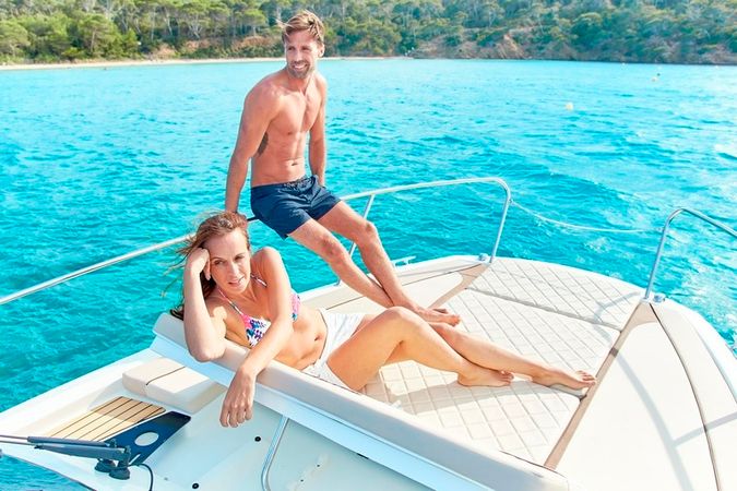 Quicksilver 875 | Sundeck 22