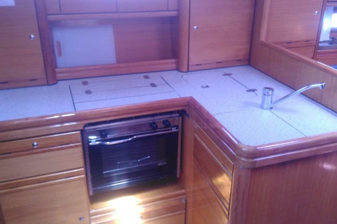 Bavaria 37 | Christopher Robin