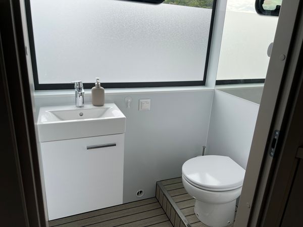 Houseboat Luxboot | Luxboot 1