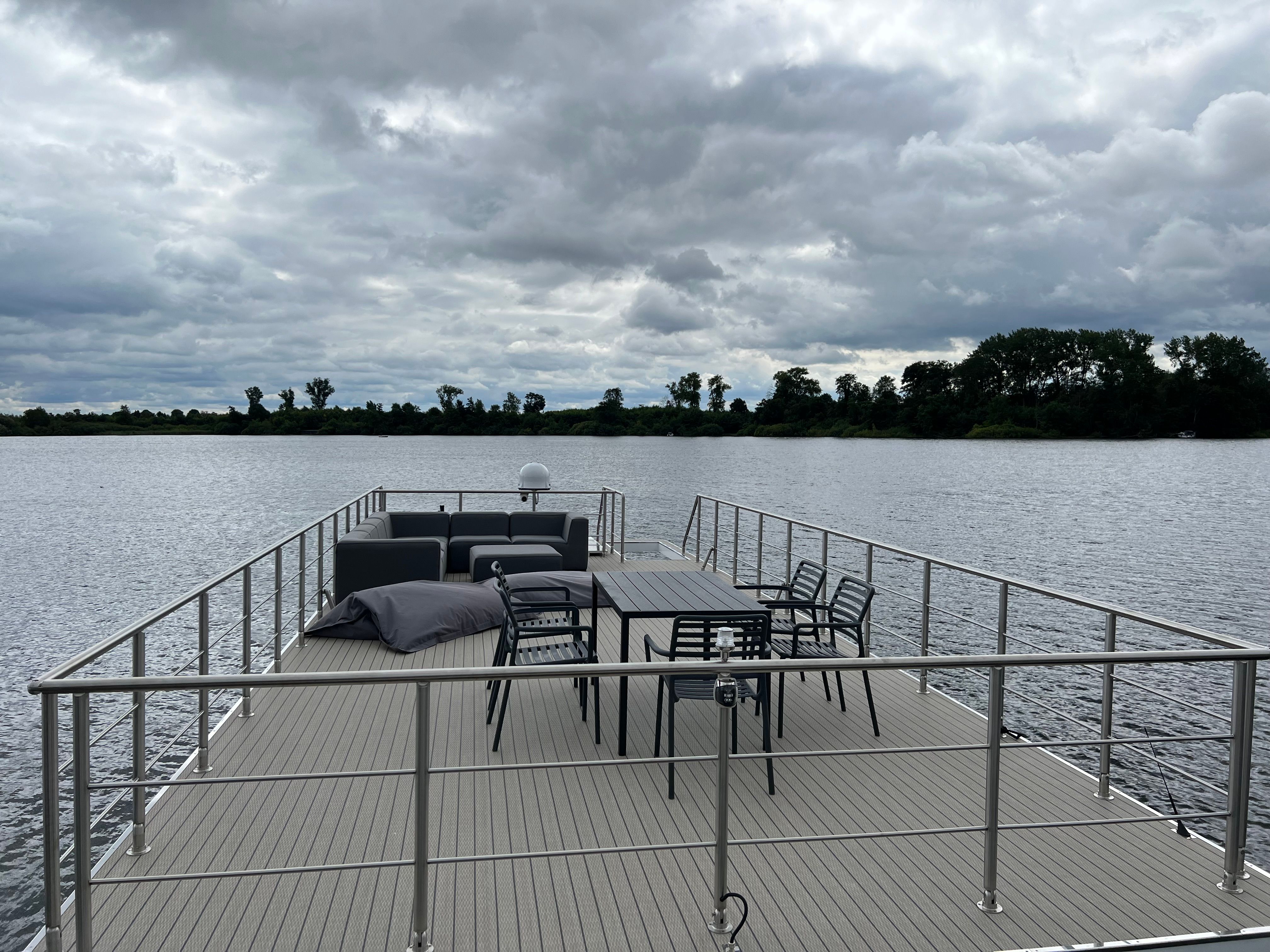 Houseboat Luxboot | Luxboot 1