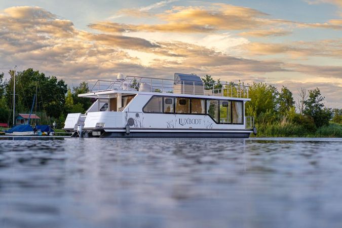 Houseboat Luxboot | Luxboot 1