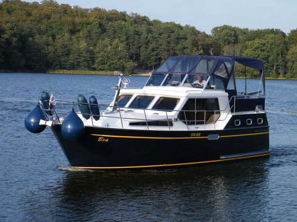 Aqua Yacht 1080 | Bea