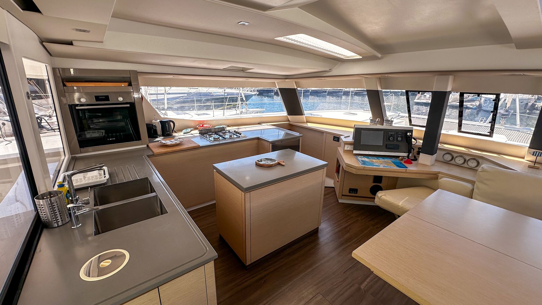 Fountaine Pajot Saba 50 | Franco Nero