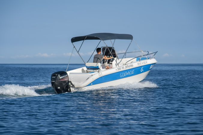 Orizzonti Syros 190 | 19