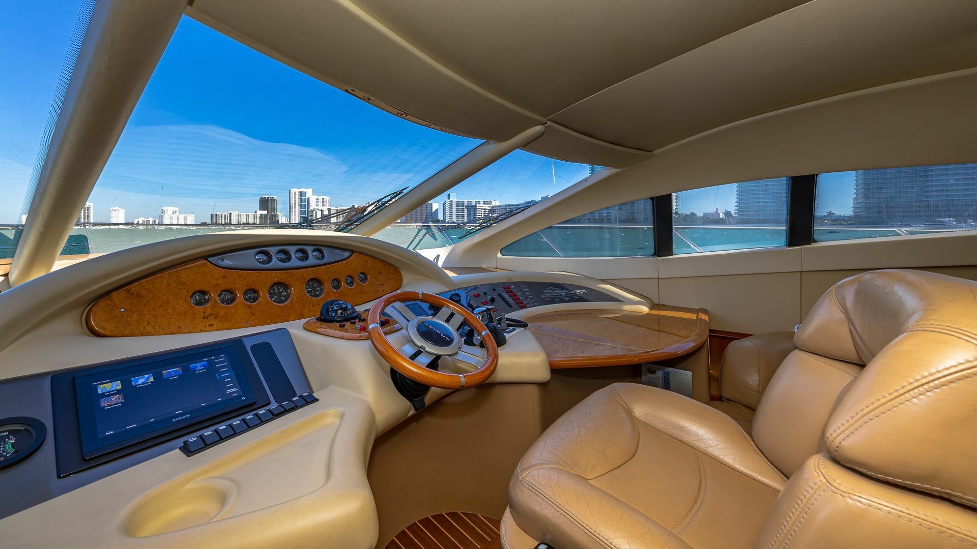 Azimut 62 Fly | Priceless