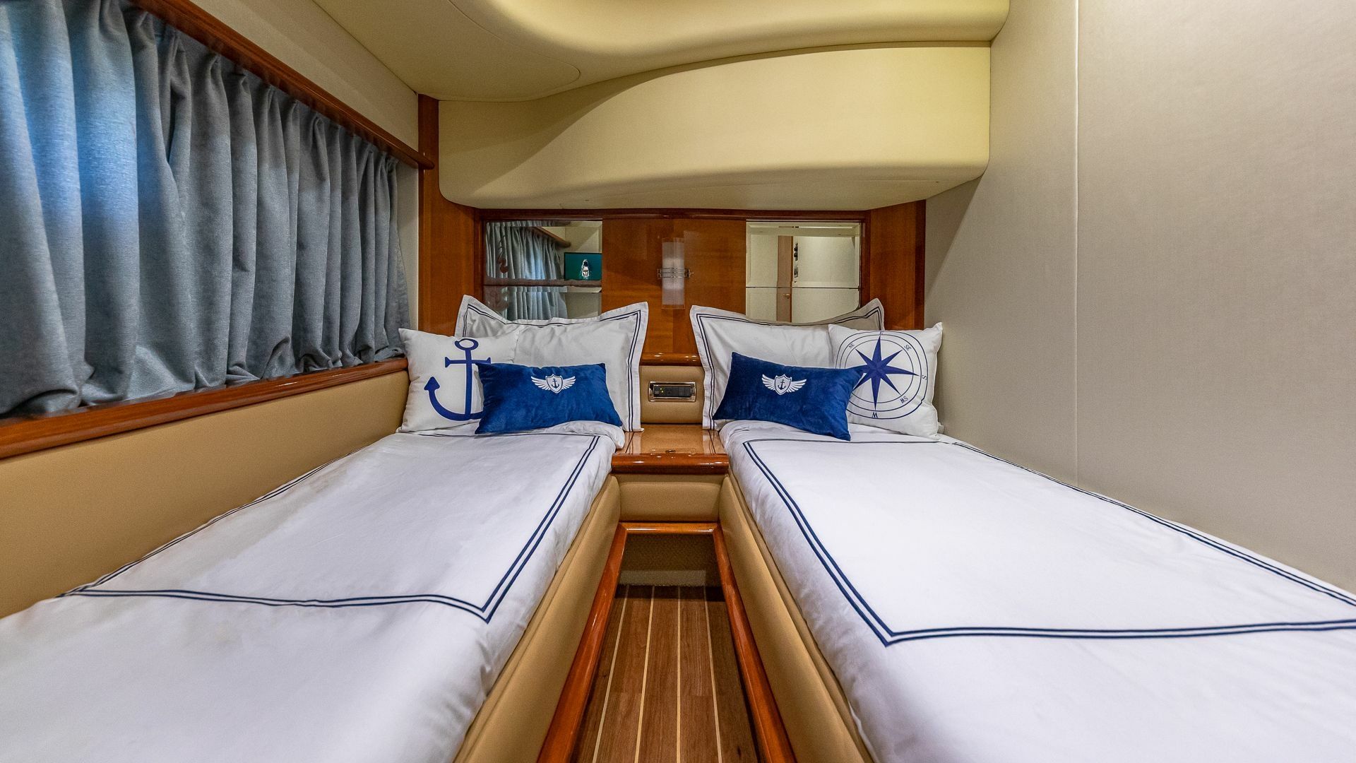 Azimut 62 Fly | Priceless
