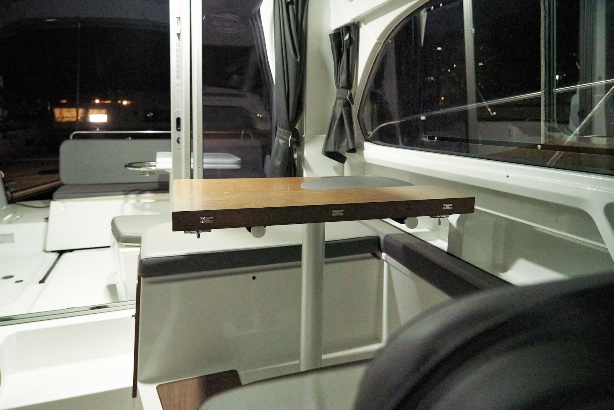 Beneteau Antares 8 | Dzo Dzo