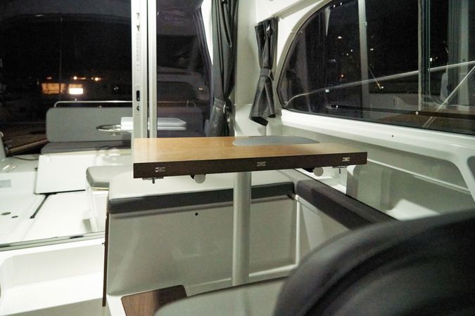 Beneteau Antares 8 | Dzo Dzo