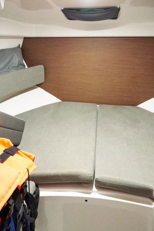 Beneteau Antares 8 | Dzo Dzo