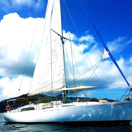Hans Christian Christina 52 | The Independence