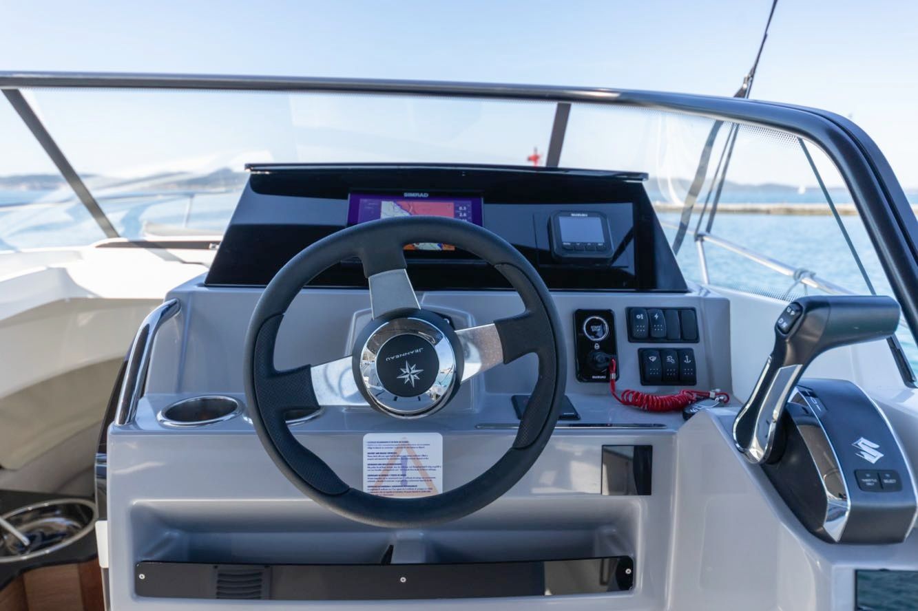 Jeanneau Cap Camarat 7.5 | 24