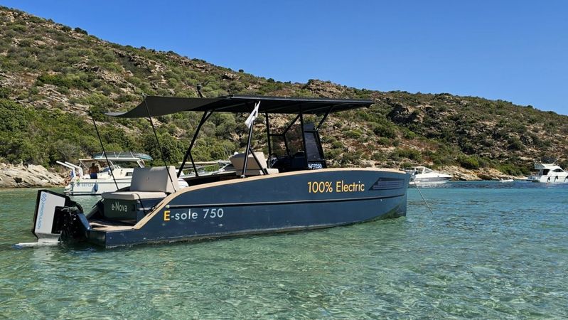 E-Soleboat E.Sole 750 | e-Nova