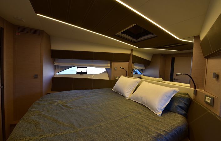 Rodman Muse 44 | Arctic Queen