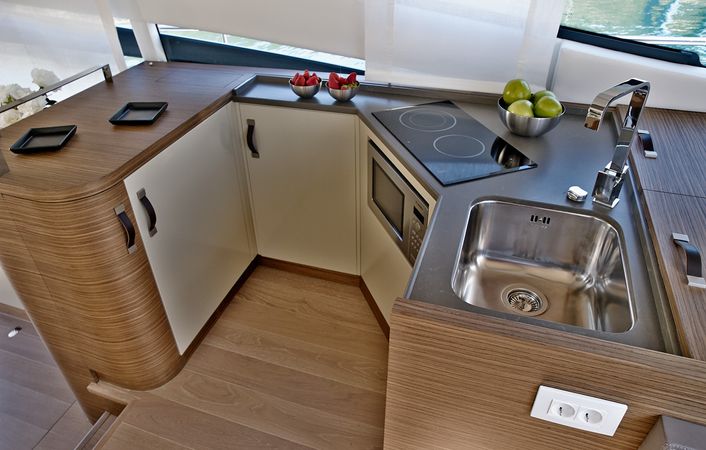 Rodman Muse 44 | Arctic Queen