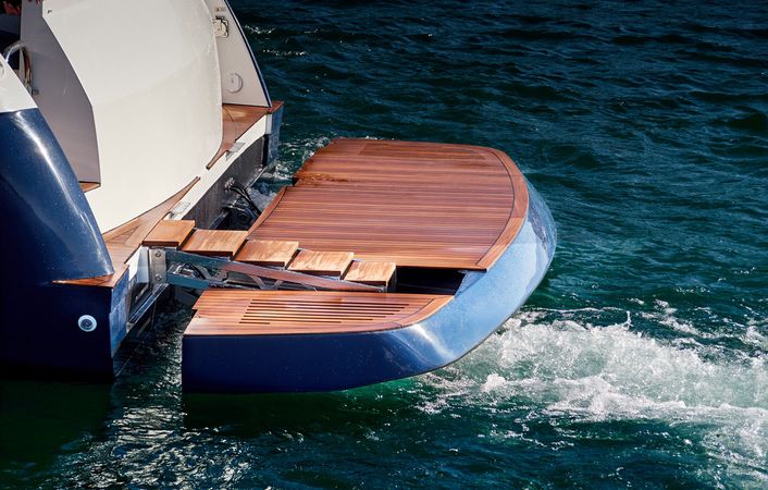 Rodman Muse 44 | Arctic Queen