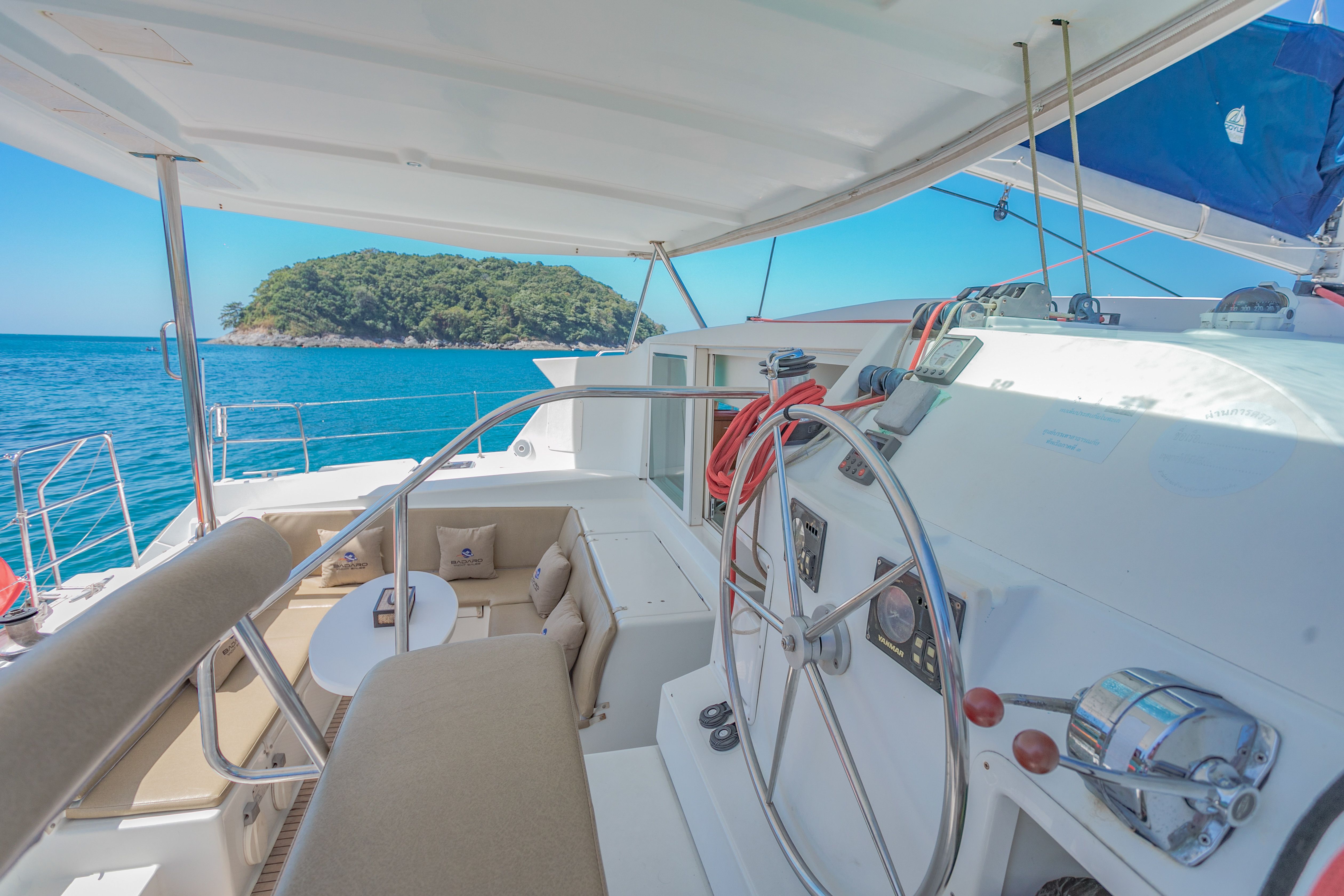 Lagoon 420 | Blue Castle