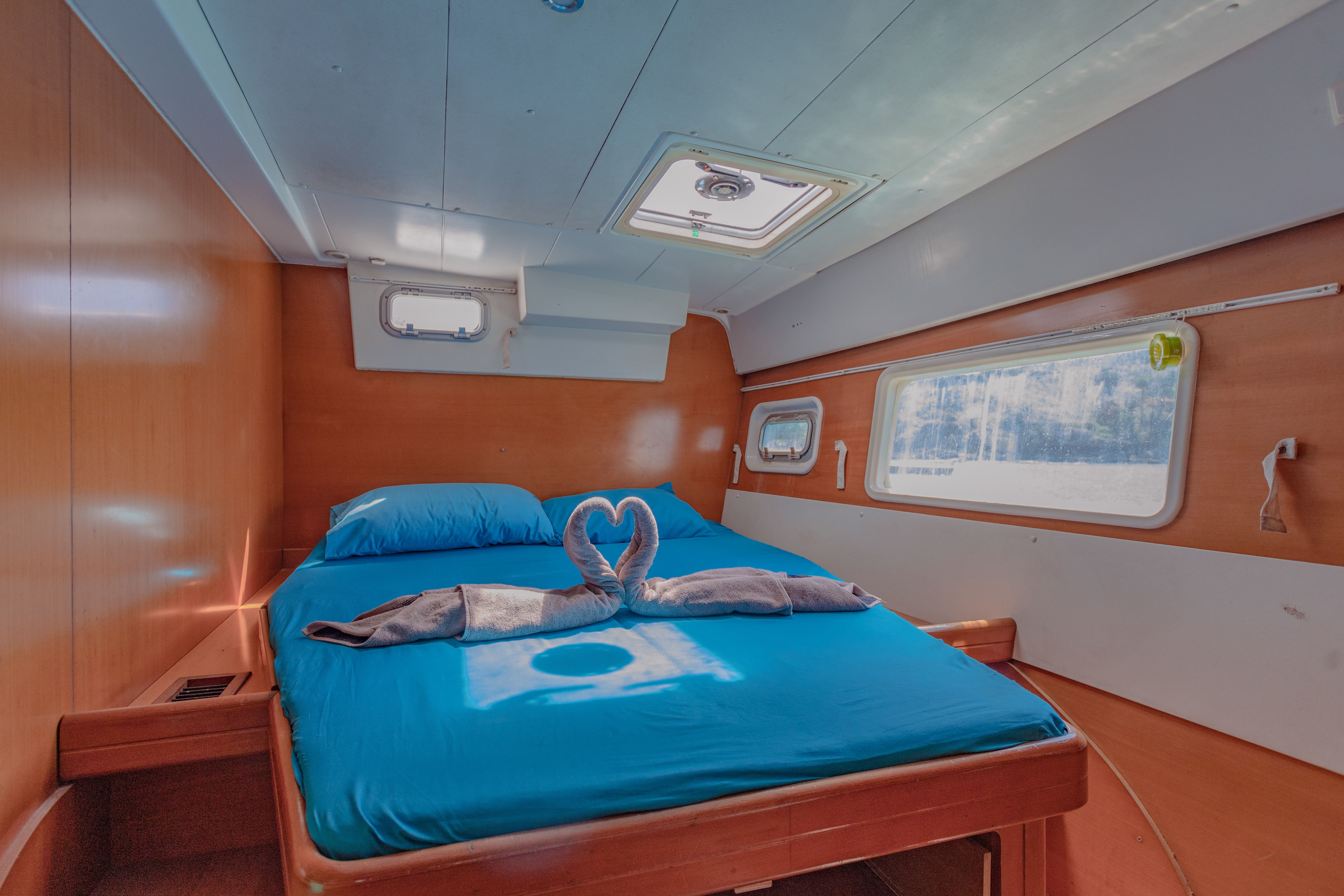 Lagoon 420 | Blue Castle