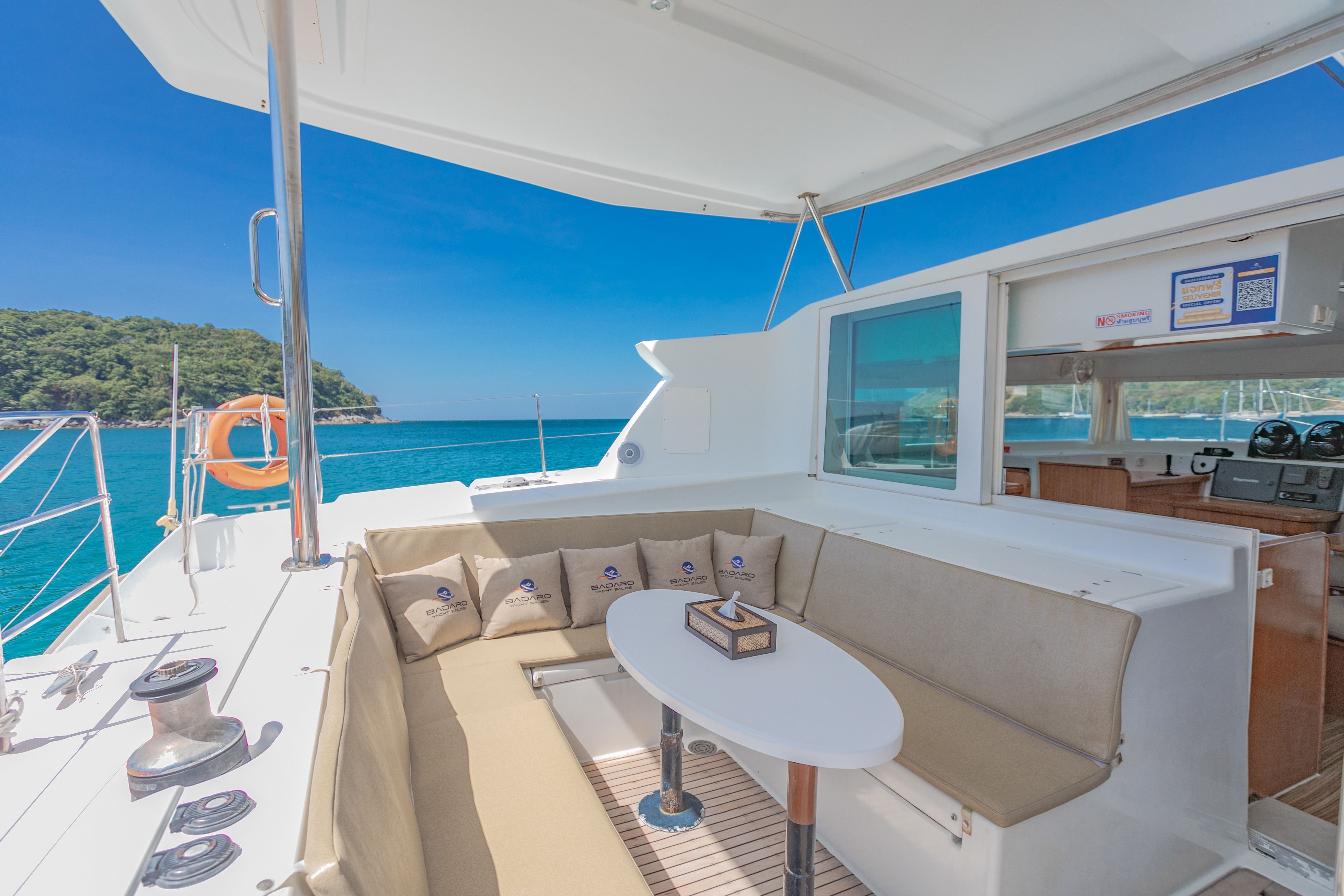 Lagoon 420 | Blue Castle