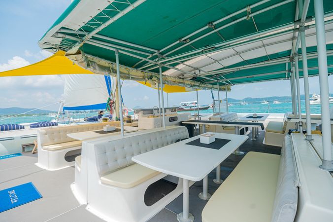 Fountaine Pajot Taiti 75 | Blueket