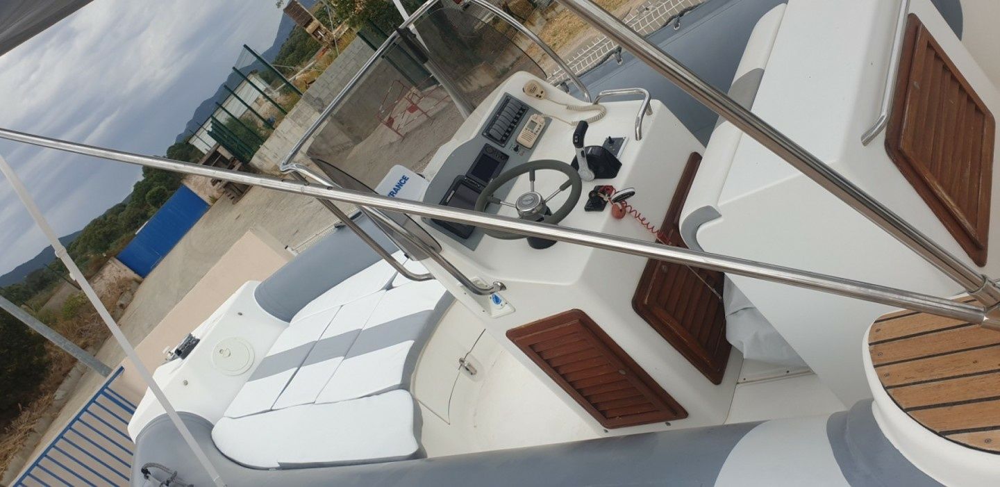 Capelli Tempest 750 | 08
