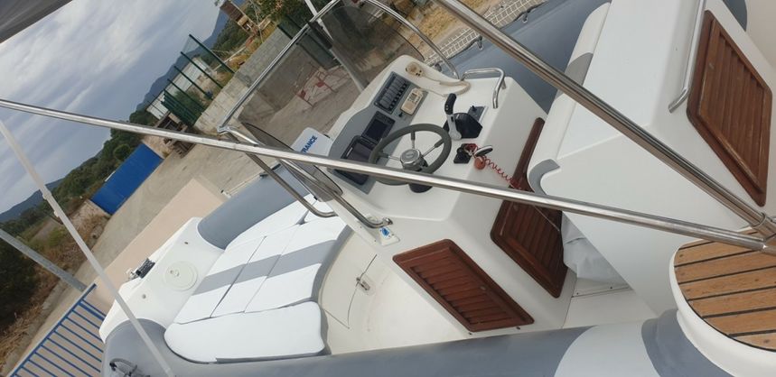 Capelli Tempest 750 | 08