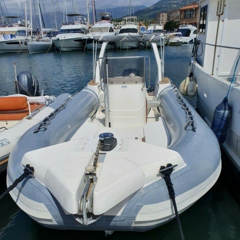 Capelli Tempest 750 | 08