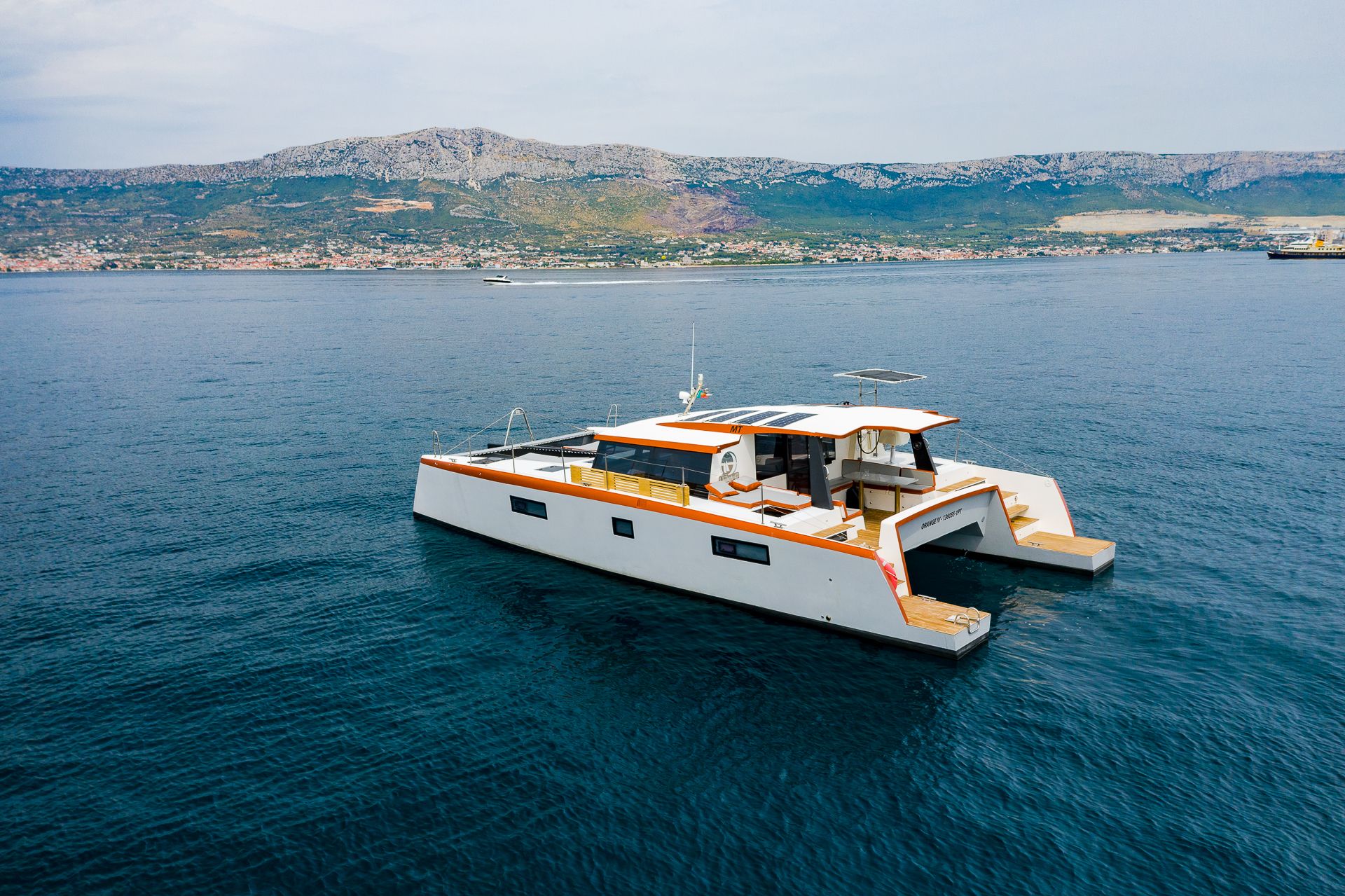 Luna 47 Power | Orange