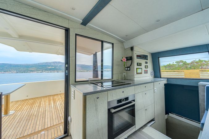 Luna 47 Power | Orange