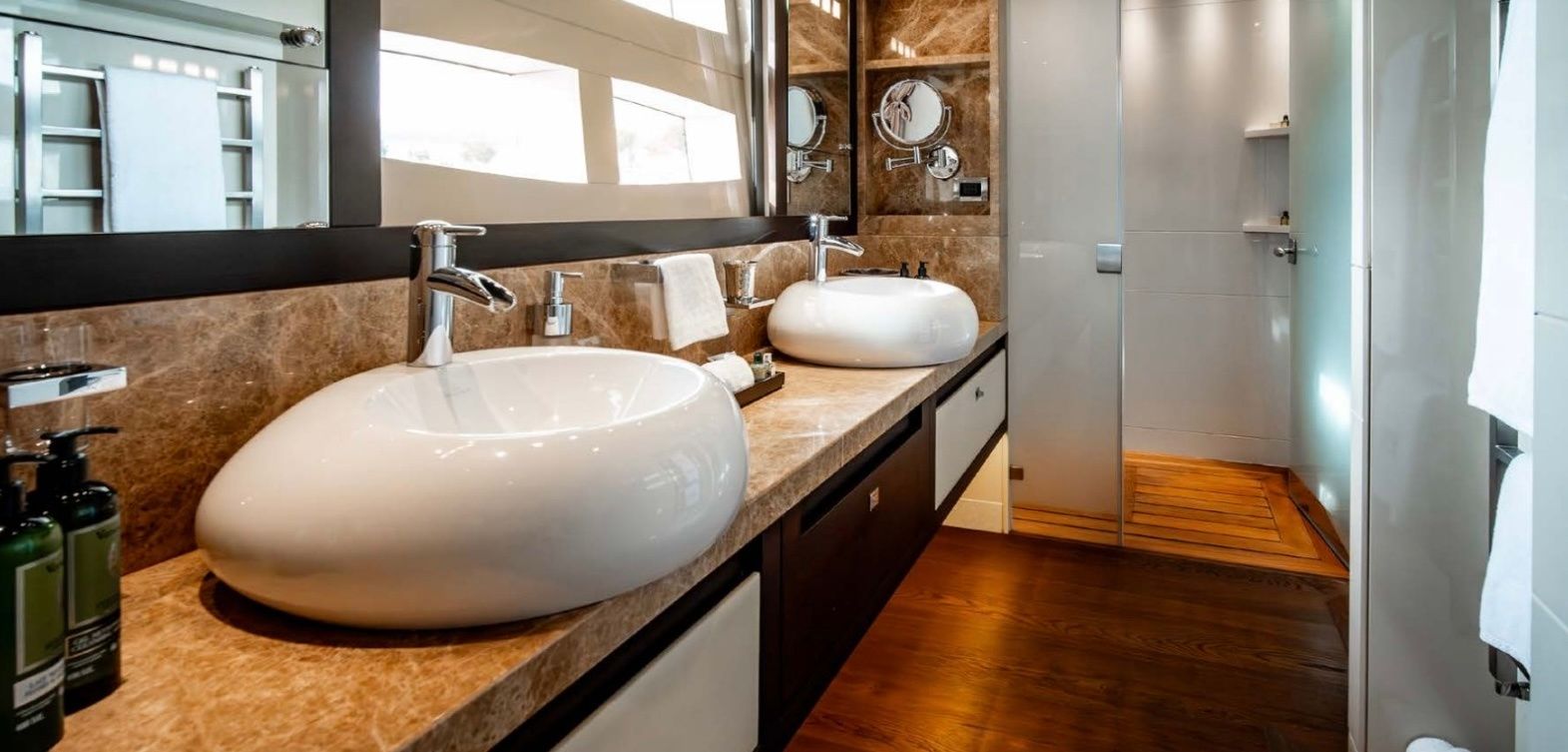 Custom Built 115 | Santorini