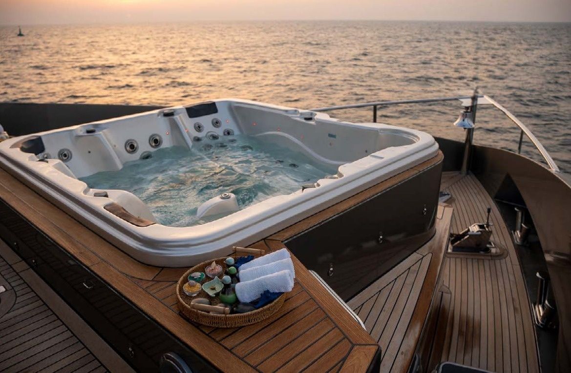 Custom Built 115 | Santorini