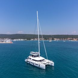 Lagoon Sixty 5 | Seaductive Orca