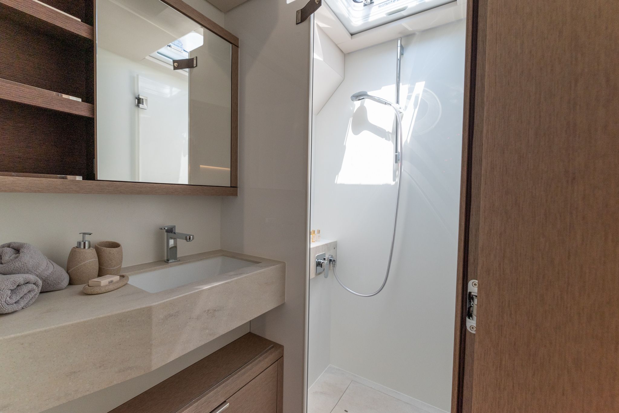 Lagoon Sixty 5 | Seaductive Orca