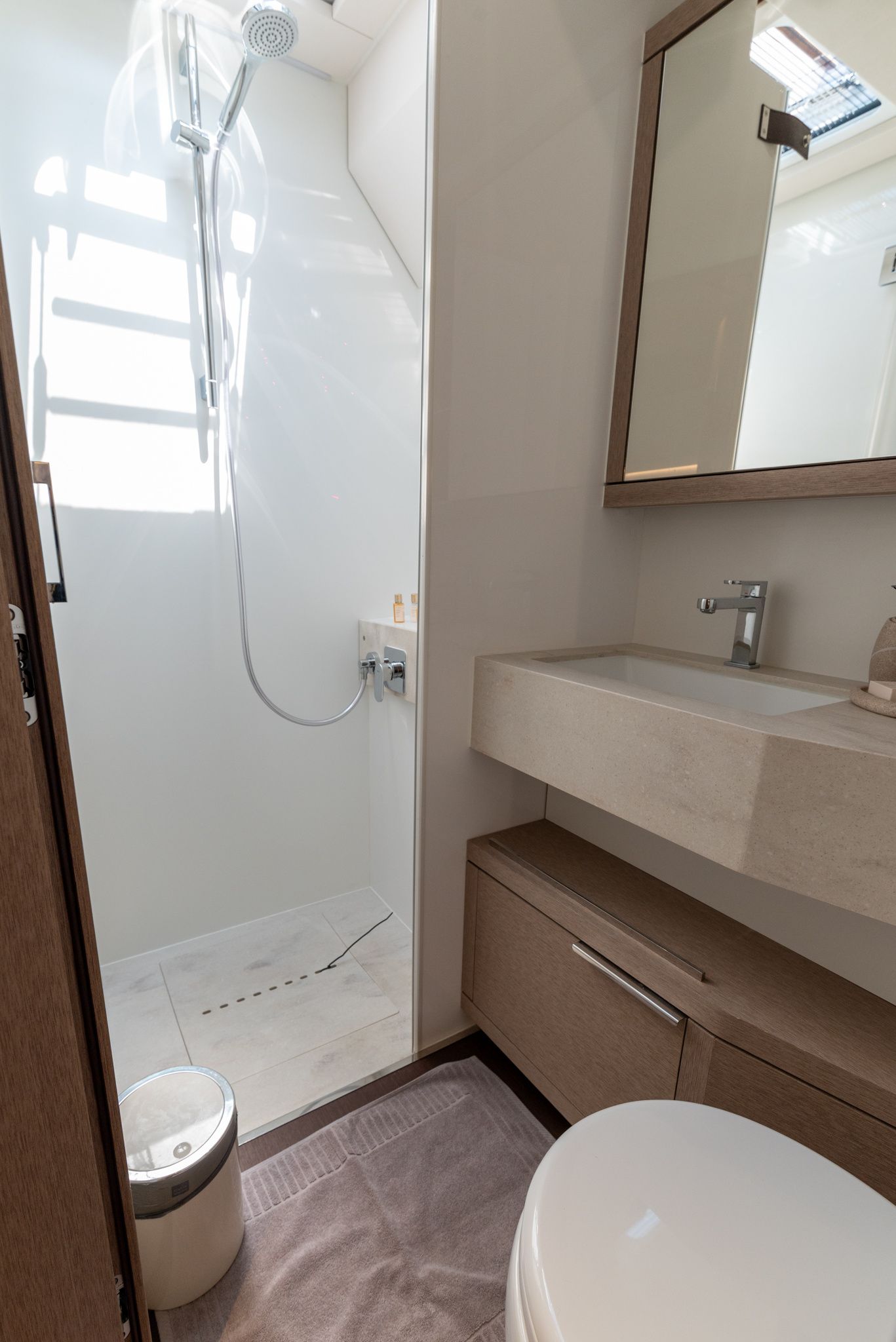 Lagoon Sixty 5 | Seaductive Orca