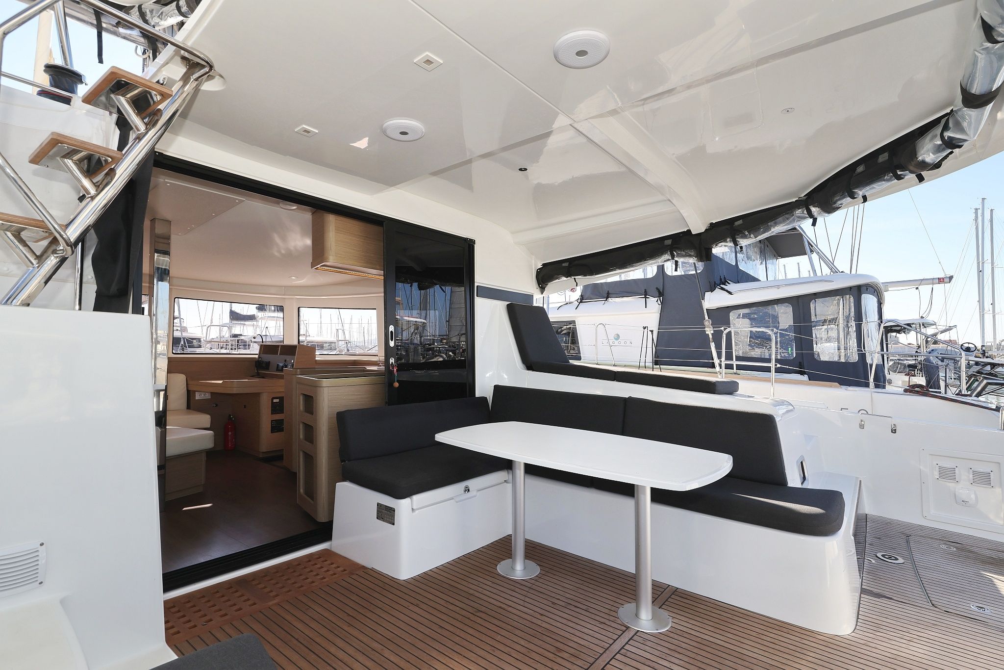 Lagoon 42 | Dear John