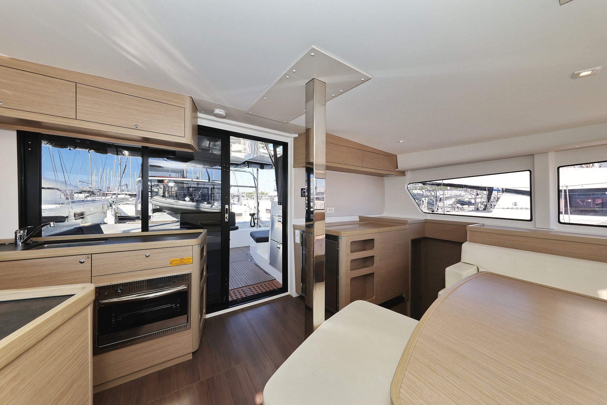 Lagoon 42 | Dear John