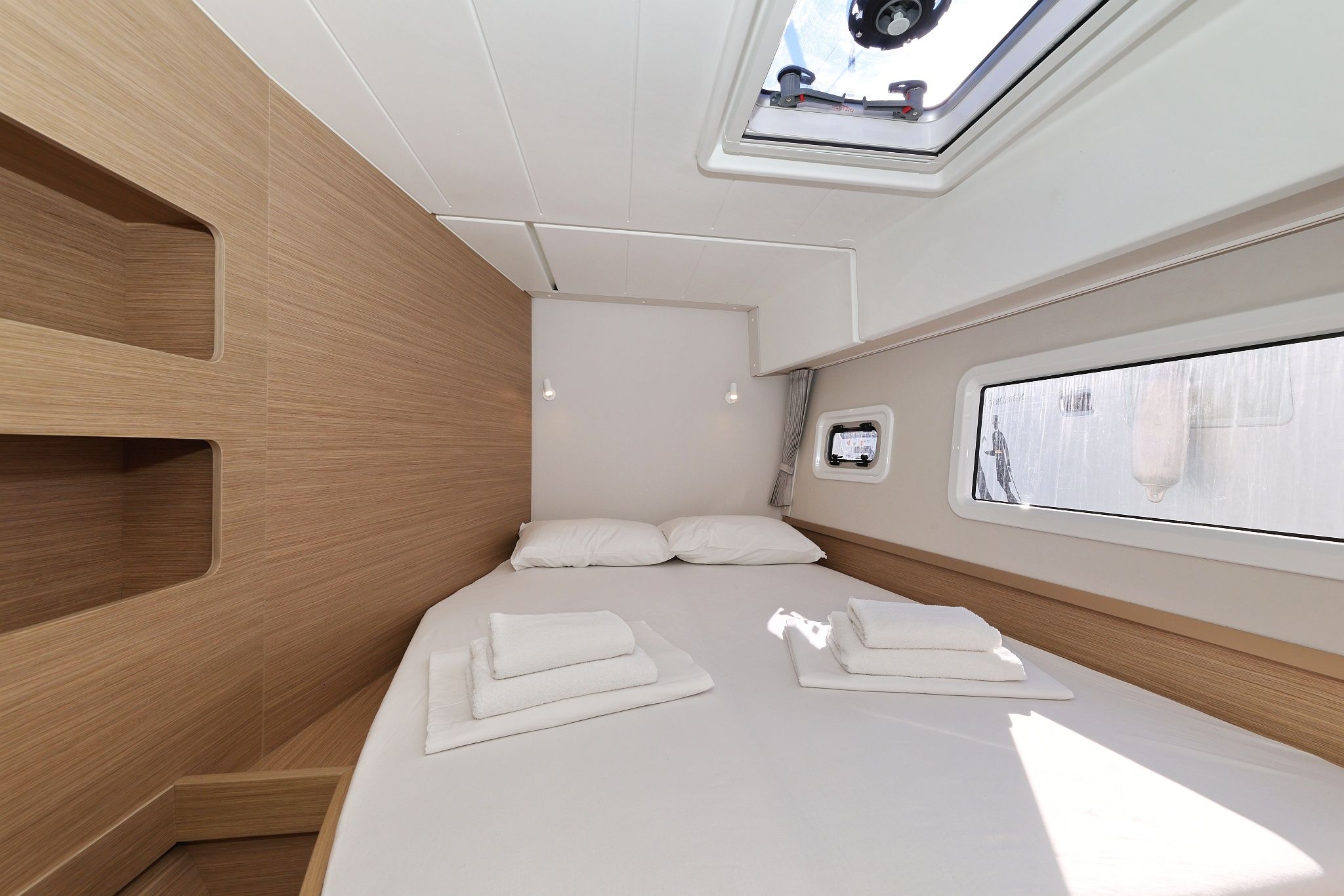 Lagoon 42 | Dear John