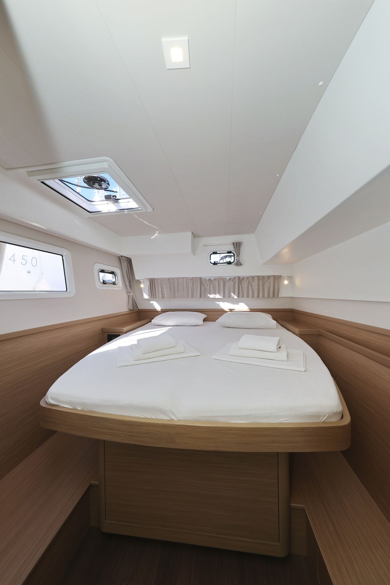 Lagoon 42 | Dear John