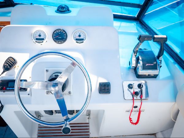 Bertram 28 | Alix Maria