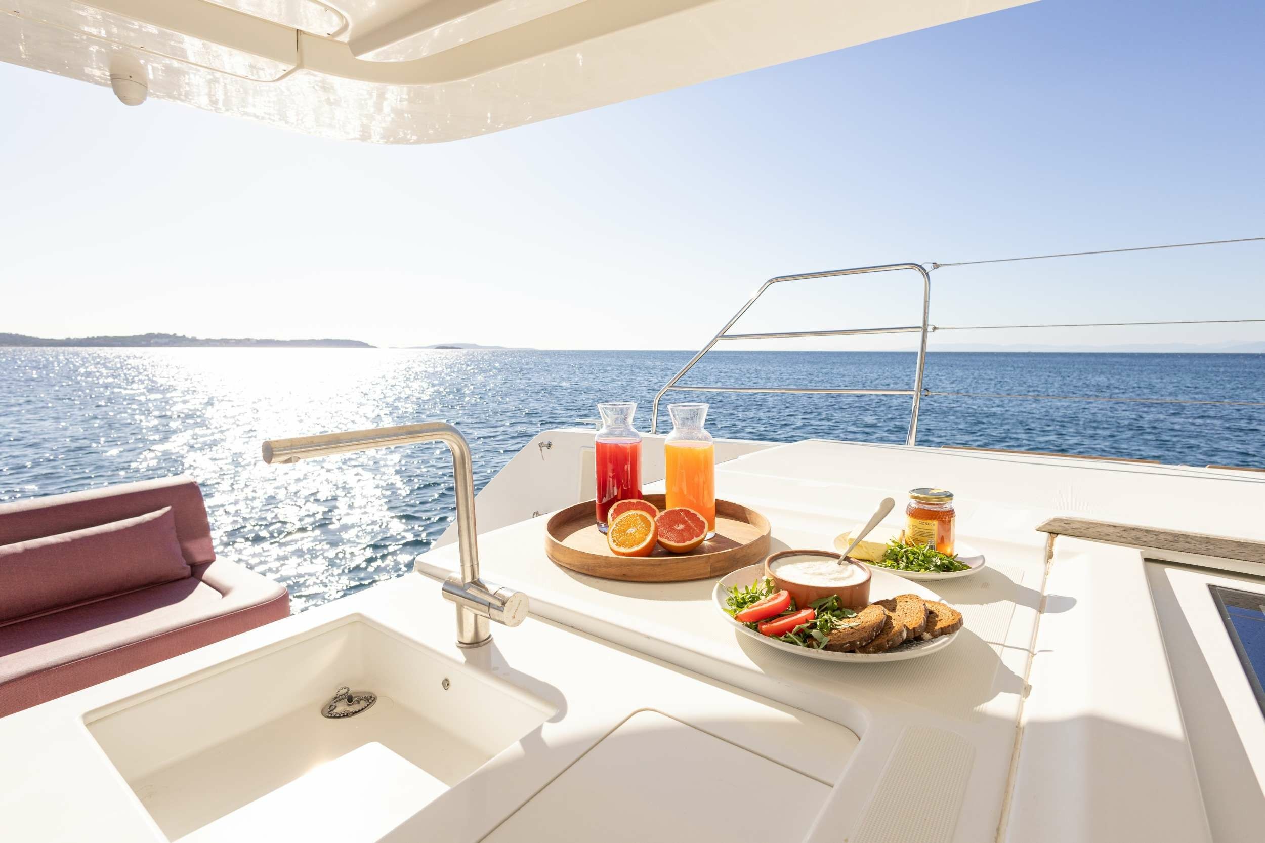 Lagoon 560 S2 | King of Diamonds