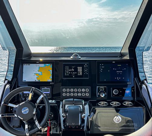 Seafighter Shadow 39 | Sea Wolf