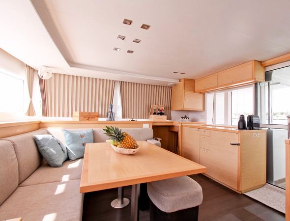 Lagoon 450 | Marmat One