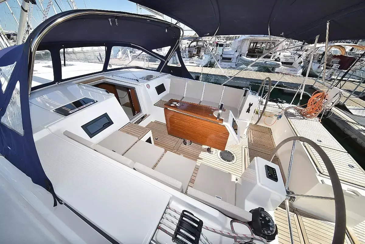 Bavaria Cruiser 45 | Nadine