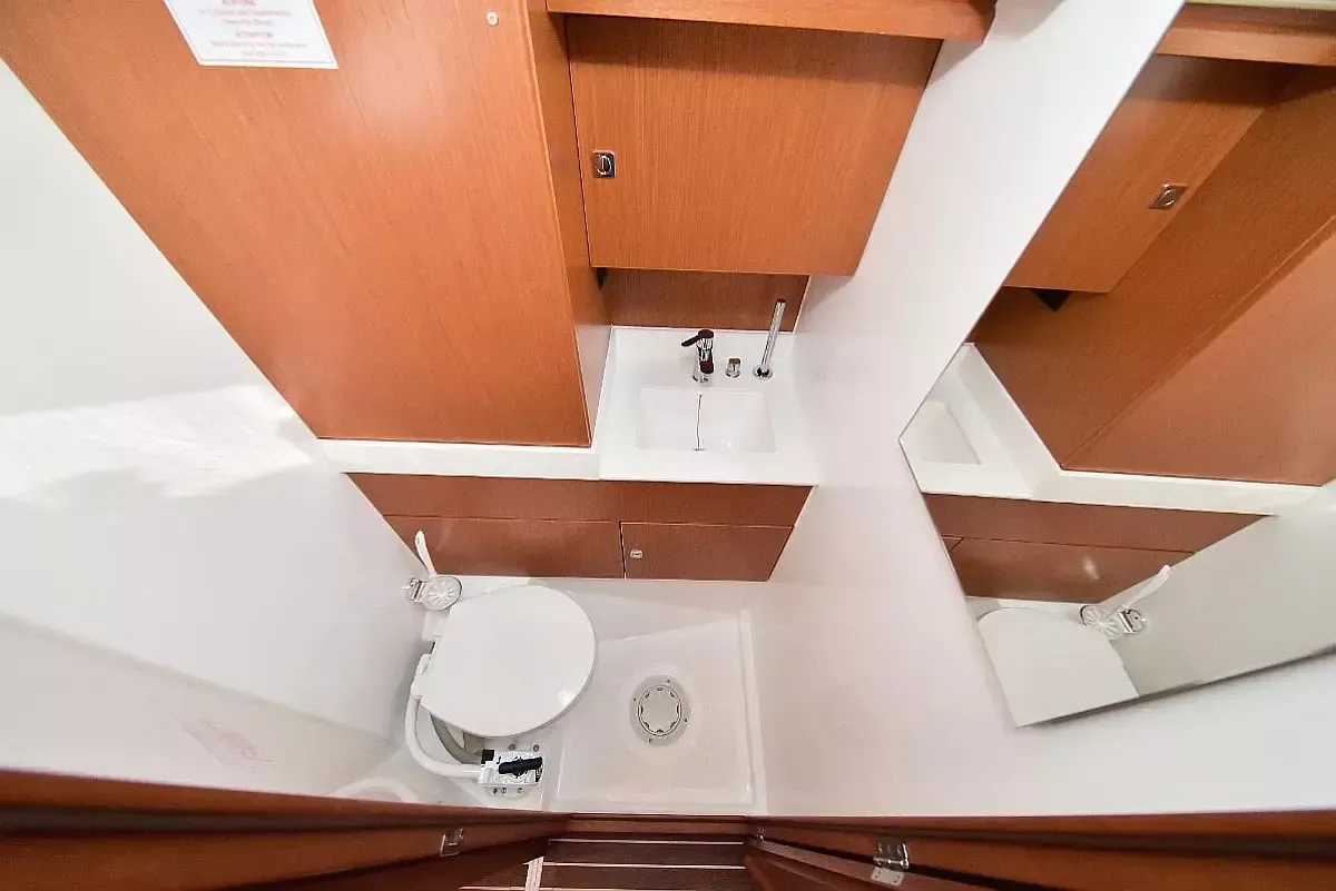 Bavaria Cruiser 45 | Nadine